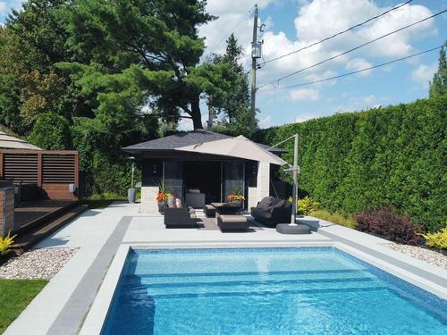 ExtÃ©rieur - 15 Rue De L'Ardennais, Blainville, QC - Outdoor With In Ground Pool With Backyard