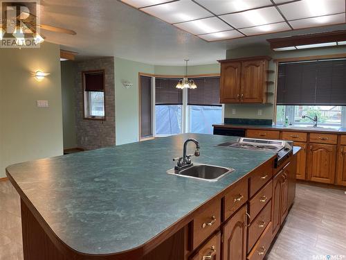 406 1St Street E, Meadow Lake, SK - Indoor Photo Showing Kitchen