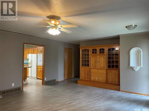 406 1St Street E, Meadow Lake, SK - Indoor Photo Showing Living Room