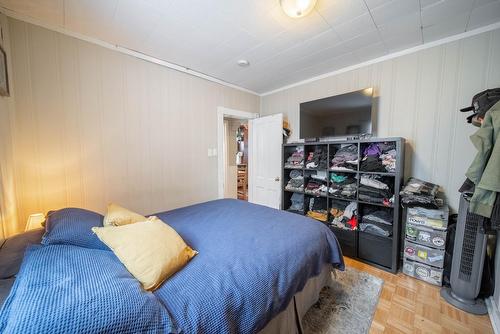 241 1St Avenue, Fernie, BC - Indoor Photo Showing Bedroom