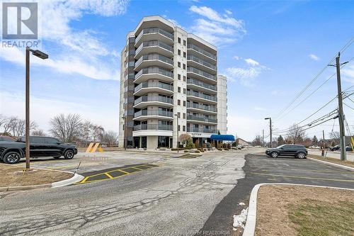 109 Robson Road Unit# 203, Leamington, ON - Outdoor With Balcony With Facade