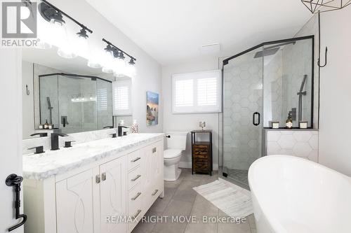 628 Broadview Avenue, Orillia, ON - Indoor Photo Showing Bathroom