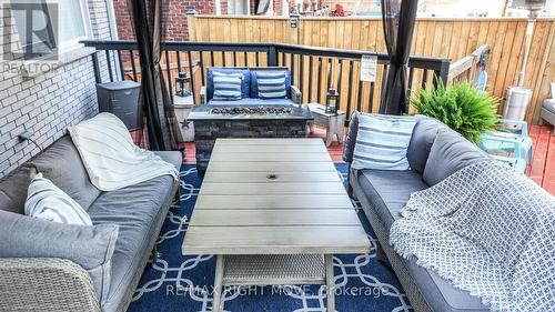 628 Broadview Ave, Orillia, ON - Outdoor With Deck Patio Veranda With Exterior