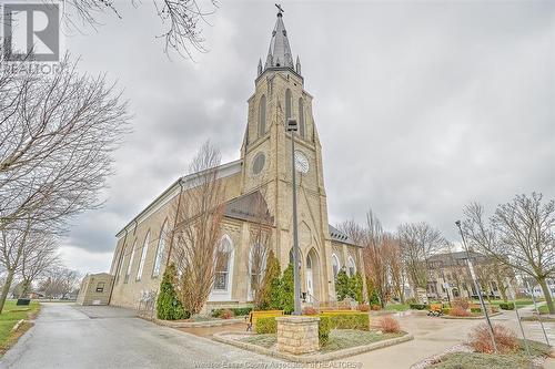 207 Brock Unit# 410, Amherstburg, ON - Outdoor With Facade