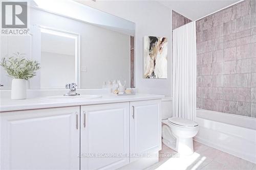 43 Jell Street, Guelph, ON - Indoor Photo Showing Bathroom