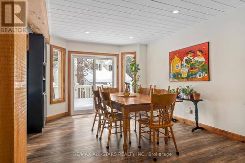 930 Killarney Bay Rd, Kawartha Lakes, ON - Indoor Photo Showing Dining Room