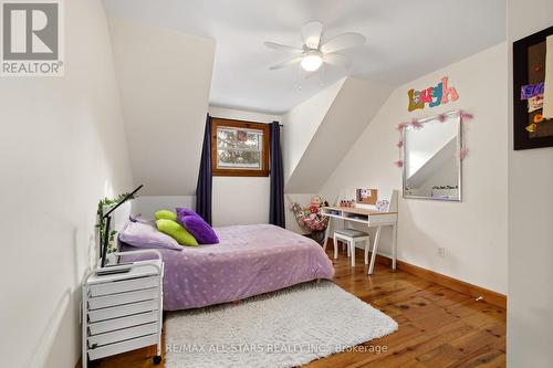 930 Killarney Bay Rd, Kawartha Lakes, ON - Indoor Photo Showing Bedroom