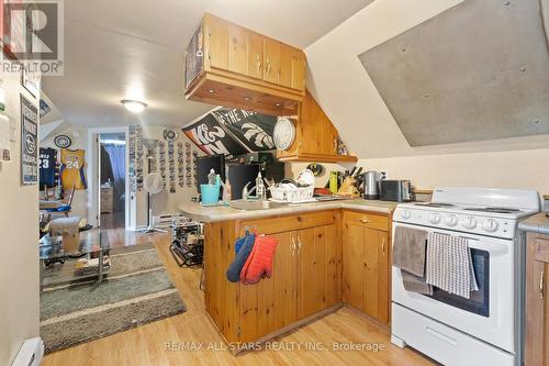 930 Killarney Bay Rd, Kawartha Lakes, ON - Indoor Photo Showing Kitchen