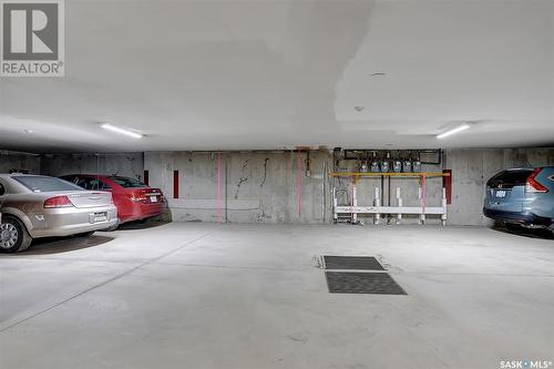 103 250 Athabasca Street E, Moose Jaw, SK - Indoor Photo Showing Garage