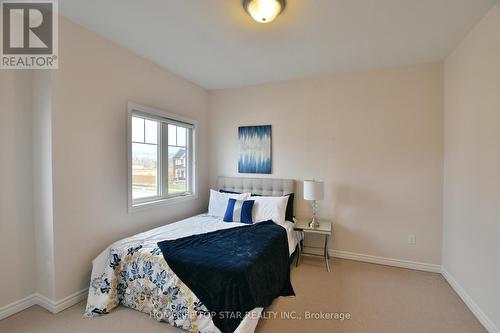 94 Kirby Ave, Collingwood, ON - Indoor Photo Showing Bedroom