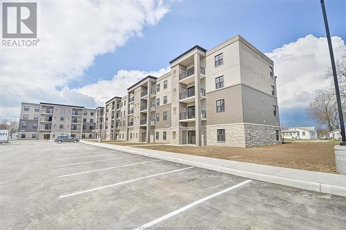 207 Brock Unit# 302, Amherstburg, ON - Outdoor With Facade