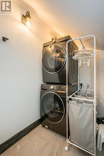 720 Main St W, North Perth, ON - Indoor Photo Showing Laundry Room