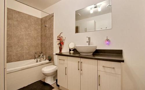 Dwelling - 6  - 6A Rue Des Ruisseaux, Saint-Gabriel-De-Valcartier, QC - Indoor Photo Showing Bathroom
