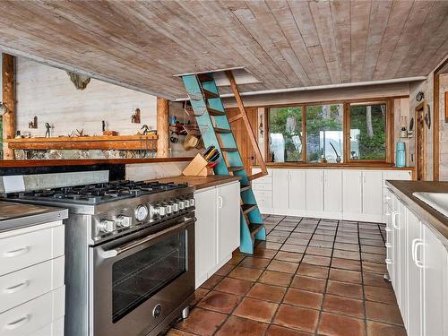 Site 52 Hernando Island, See Remarks, BC - Indoor Photo Showing Kitchen