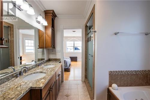 90 De La Breche Unit# 114, Grand-Barachois, NB - Indoor Photo Showing Bathroom