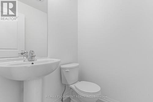 7353 Marvel Dr, Niagara Falls, ON - Indoor Photo Showing Bathroom