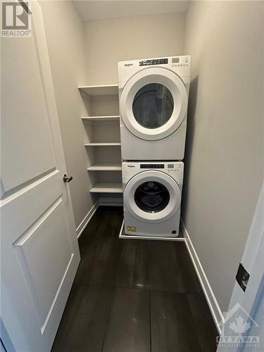 main level laundry - 608 Knotridge Street, Ottawa, ON - Indoor Photo Showing Laundry Room