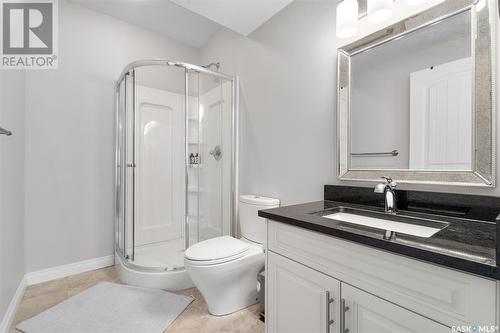 818 Ledingham Crescent, Saskatoon, SK - Indoor Photo Showing Bathroom