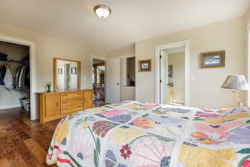4901 Ld Ranch Road, Kimberley, BC - Indoor Photo Showing Bedroom