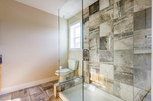 4901 Ld Ranch Road, Kimberley, BC - Indoor Photo Showing Bathroom