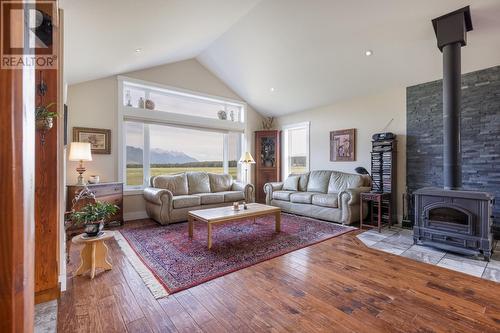 4901 Ld Ranch Road, Kimberley, BC - Indoor Photo Showing Living Room With Fireplace