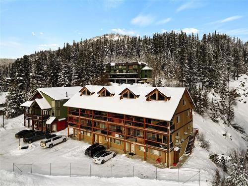 205-161 Clearview Crescent, Apex Mountain, BC - Outdoor