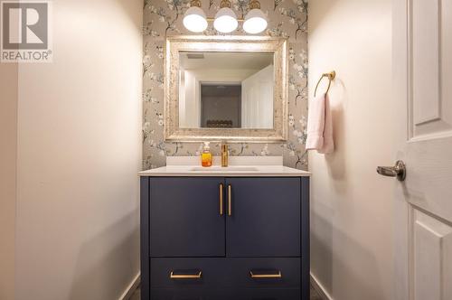 5207 Oleander Drive, Osoyoos, BC - Indoor Photo Showing Bathroom