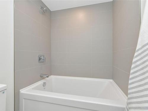607-1097 View St, Victoria, BC - Indoor Photo Showing Bathroom
