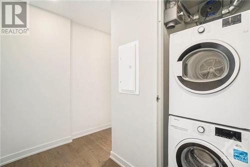 101 Queen Street Unit#1110, Ottawa, ON - Indoor Photo Showing Laundry Room