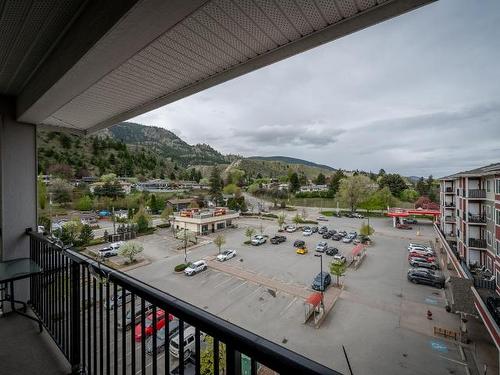 522-5170 Dallas Drive, Kamloops, BC - Outdoor With Exterior