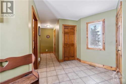 13243 Thompson Road, Winchester, ON - Indoor Photo Showing Other Room