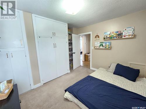 526 Main Street, Radville, SK - Indoor Photo Showing Bedroom