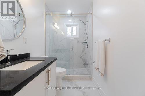 550 Meadows Blvd, Mississauga, ON - Indoor Photo Showing Bathroom