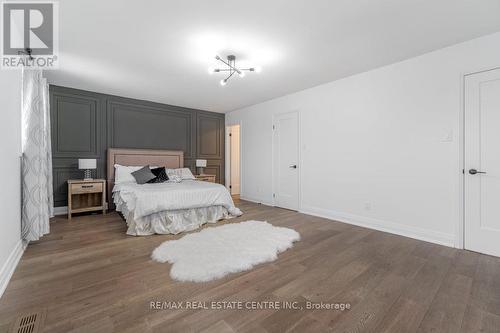 550 Meadows Blvd, Mississauga, ON - Indoor Photo Showing Bedroom
