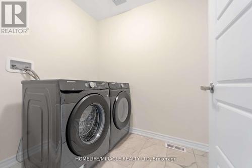 41 Sugar May Avenue, Thorold, ON - Indoor Photo Showing Laundry Room