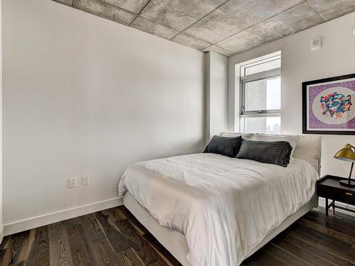 Master bedroom - 2801-1030 Rue De Bleury, Montréal (Ville-Marie), QC - Indoor Photo Showing Bedroom