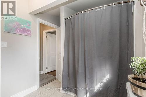 89 Argyle Street, Melancthon, ON - Indoor Photo Showing Bathroom