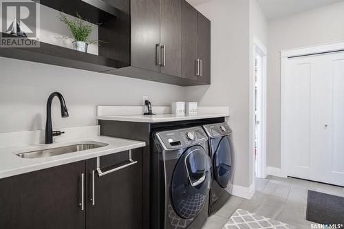 405 Prairie View Drive, Dundurn, SK - Indoor Photo Showing Laundry Room