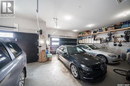 405 Prairie View Drive, Dundurn, SK - Indoor Photo Showing Garage