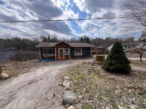 Frontage - 90 Ch. St-Antoine, Val-Des-Monts, QC - Outdoor