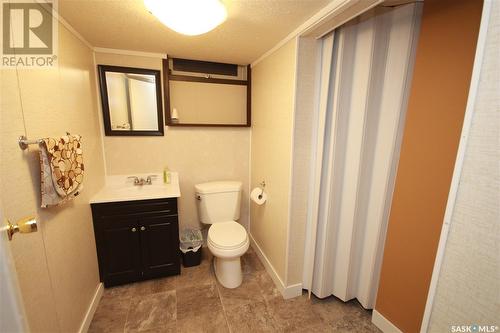 10609 Bennett Crescent, North Battleford, SK - Indoor Photo Showing Bathroom