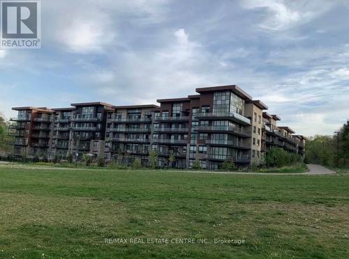 Gr 22 - 1575 Lakeshore Road W, Mississauga, ON - Outdoor