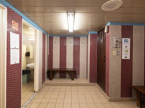 Sauna - 109-5740 Av. Rembrandt, Côte-Saint-Luc, QC - Indoor Photo Showing Other Room