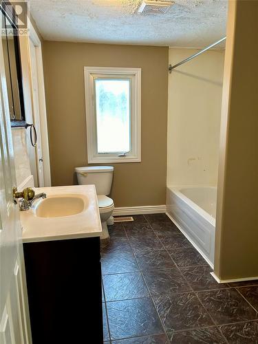 5 Fewers Road, Placentia, NL - Indoor Photo Showing Bathroom