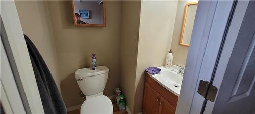 Bathroom - 615 Upper Ottawa Street, Hamilton, ON - Indoor Photo Showing Bathroom