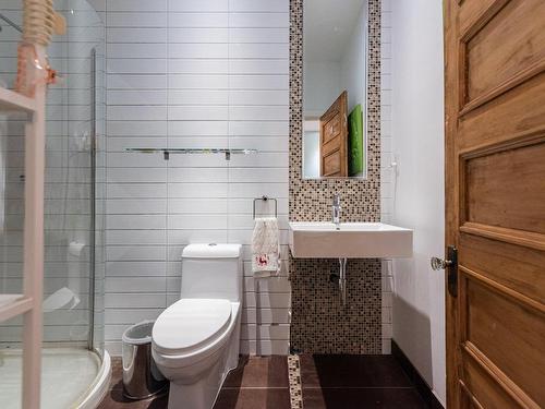Bathroom - 5273  - 5277 Rue Fabre, Montréal (Le Plateau-Mont-Royal), QC - Indoor Photo Showing Bathroom