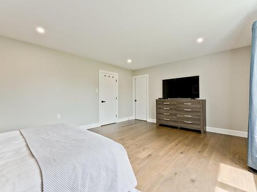 Master bedroom - 887 Rue Alexandre-Dumas, Sherbrooke (Les Nations), QC - Indoor Photo Showing Bedroom
