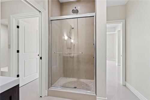 Suite #2 bathroom - 6771 Calaguiro Drive, Niagara Falls, ON - Indoor Photo Showing Bathroom