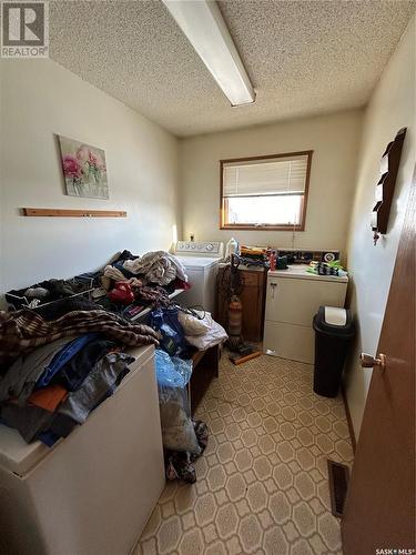 516 Maple Street, Maple Creek, SK - Indoor Photo Showing Other Room