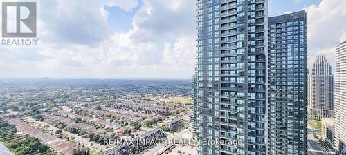 2910 - 3900 Confederation Parkway, Mississauga, ON - Outdoor With Facade